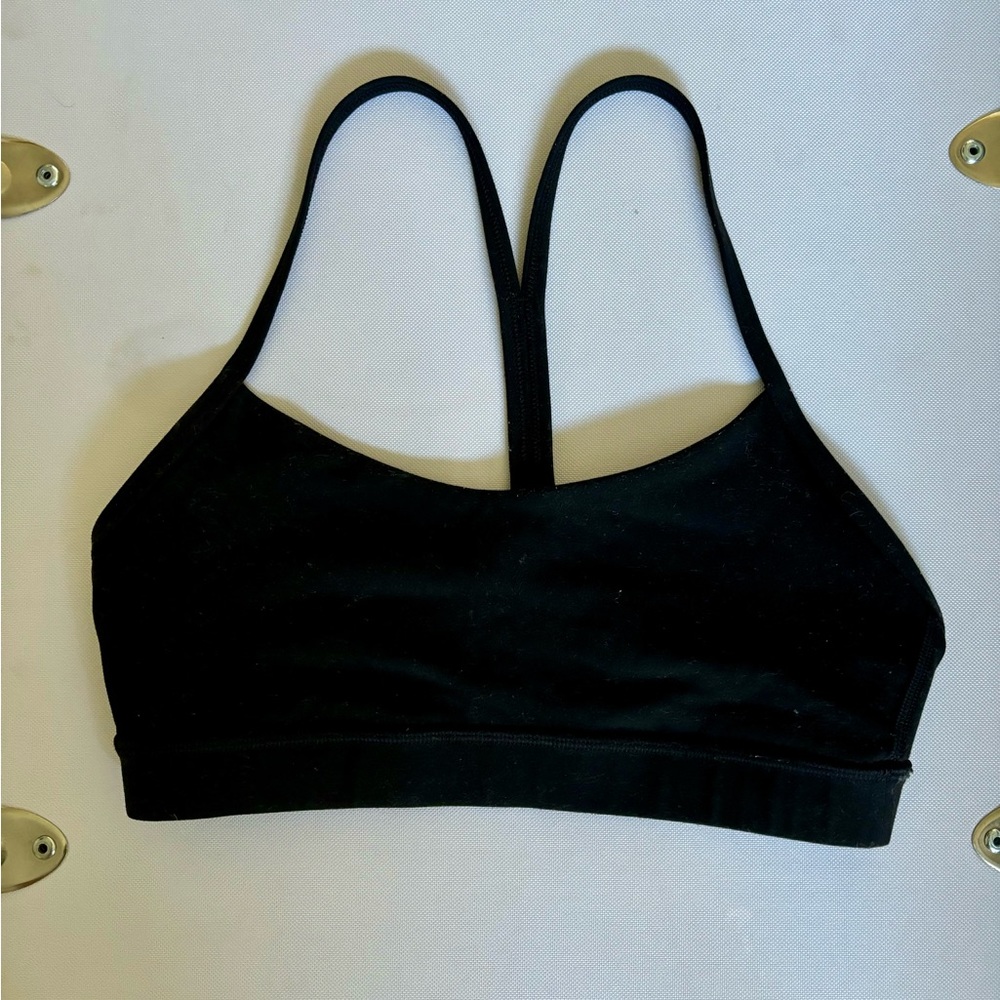 Lululemon Flow Y Bra Nulu Light Support, A-C cups